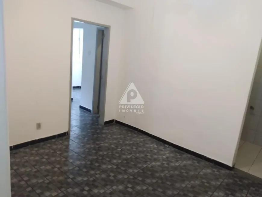 Foto 1 de Apartamento com 1 Quarto à venda, 33m² em Centro, Rio de Janeiro