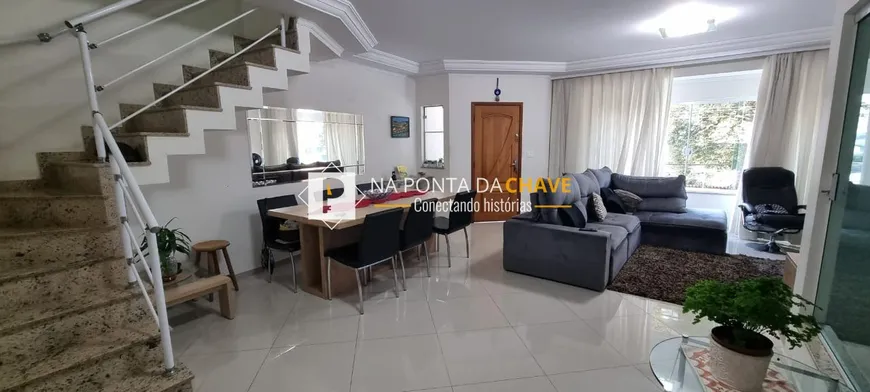 Foto 1 de Casa com 3 Quartos à venda, 203m² em Baeta Neves, São Bernardo do Campo