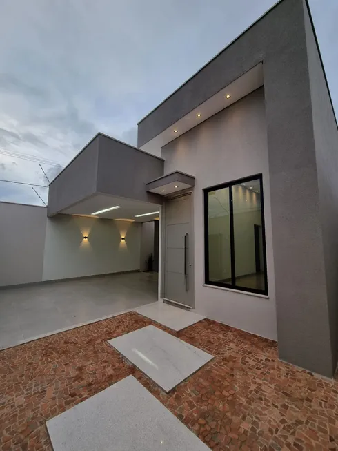Foto 1 de Casa com 3 Quartos à venda, 172m² em Grand Ville, Uberlândia