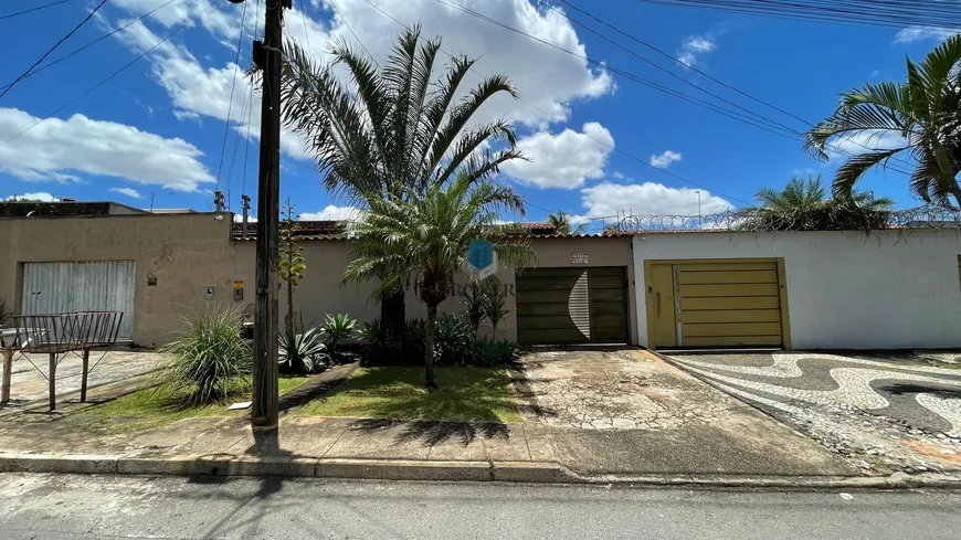 Foto 1 de Casa com 3 Quartos à venda, 70m² em Cidade Satélite São Luiz, Aparecida de Goiânia