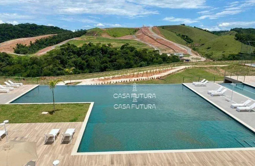 Foto 1 de Lote/Terreno à venda, 249m² em Casa de Pedra, Volta Redonda