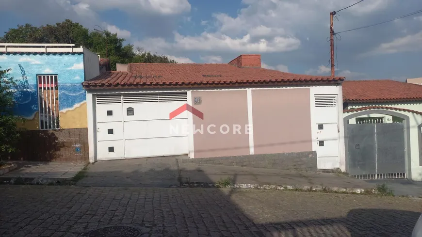Foto 1 de Casa com 2 Quartos à venda, 105m² em Vila Romanópolis, Ferraz de Vasconcelos