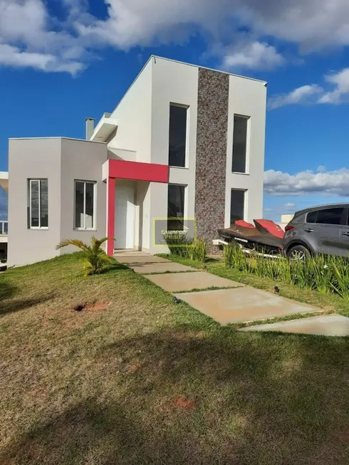 Foto 1 de Casa com 3 Quartos à venda, 275m² em Centro, Paranapanema