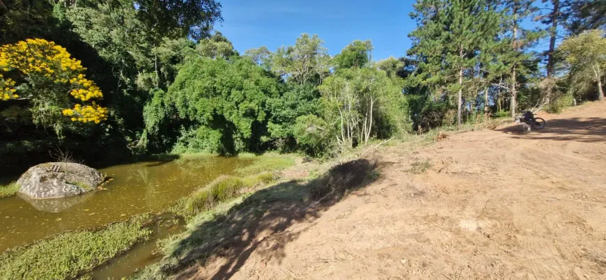 Foto 1 de Lote/Terreno à venda, 500m² em Vargem do Salto, Ibiúna