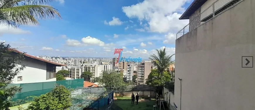 Foto 1 de Lote/Terreno à venda, 539m² em Mangabeiras, Belo Horizonte