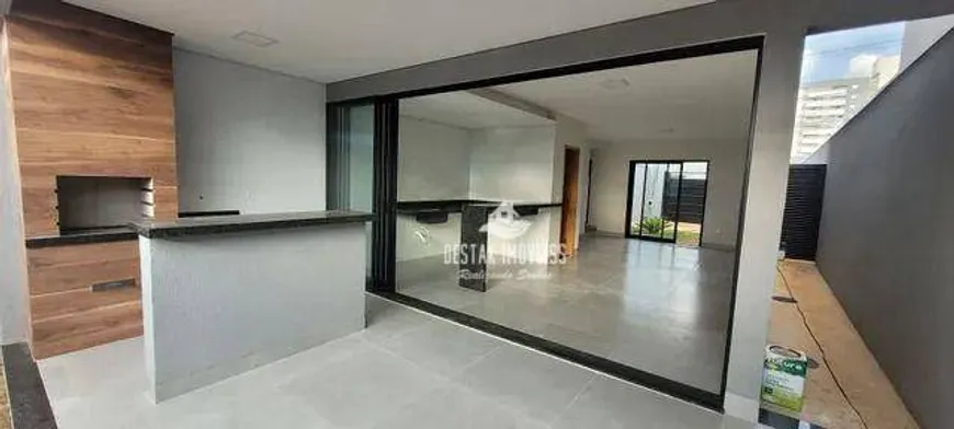 Foto 1 de Casa com 2 Quartos à venda, 103m² em Novo Mundo, Uberlândia