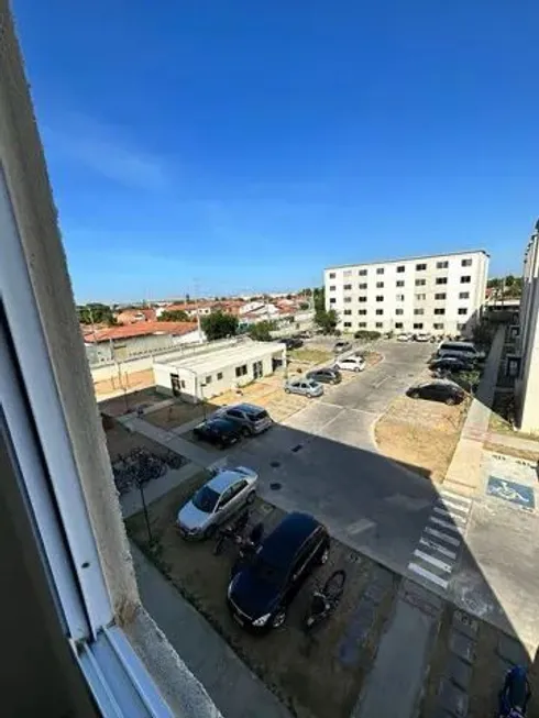 Foto 1 de Apartamento com 2 Quartos à venda, 44m² em Pajuçara, Maracanaú