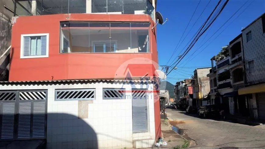 Foto 1 de Sobrado com 2 Quartos à venda, 168m² em Vila Natal, Cubatão