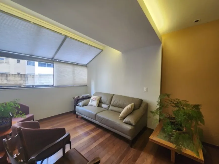 Foto 1 de Apartamento com 3 Quartos à venda, 128m² em Santo Antônio, Belo Horizonte