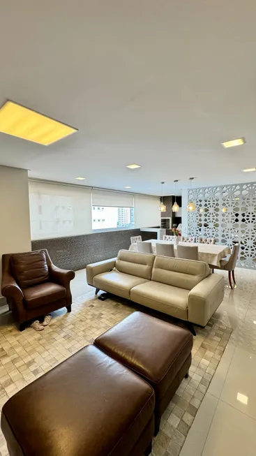 Foto 1 de Apartamento com 3 Quartos para alugar, 135m² em Setor Bueno, Goiânia