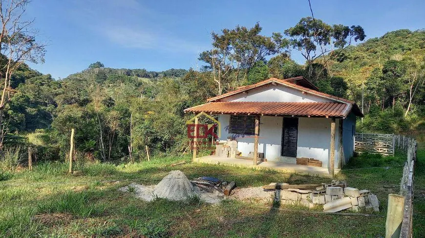 Foto 1 de Fazenda/Sítio com 2 Quartos à venda, 60m² em , Paraibuna