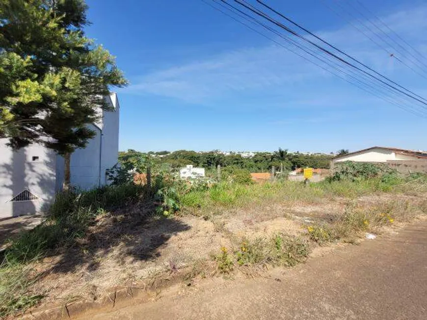 Foto 1 de Lote/Terreno à venda, 432m² em Cidade Jardim, Uberlândia