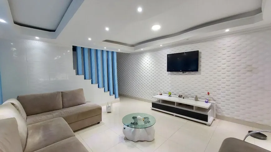 Foto 1 de Apartamento com 3 Quartos para alugar, 279m² em Parque Terra Nova II, São Bernardo do Campo