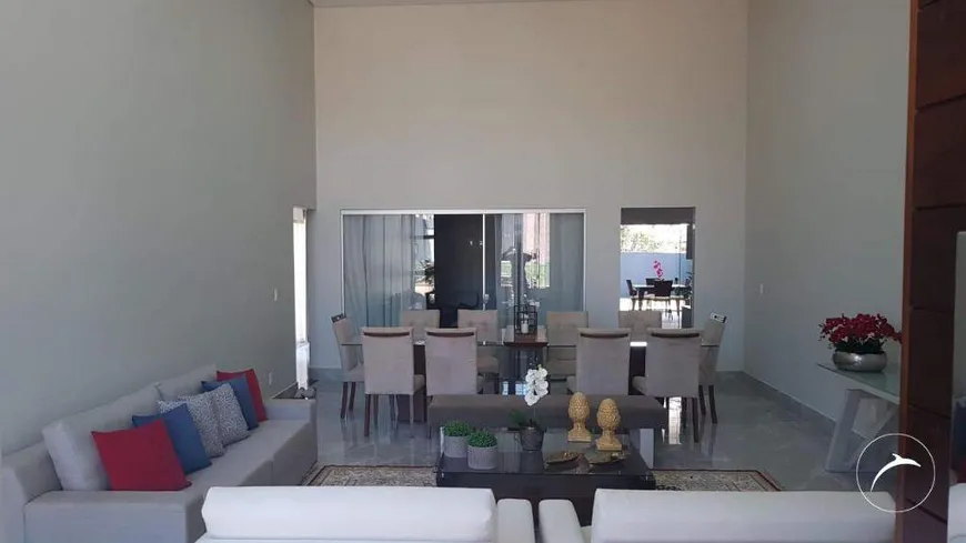 Foto 1 de Casa de Condomínio com 3 Quartos à venda, 380m² em Setor Habitacional Tororo, Brasília