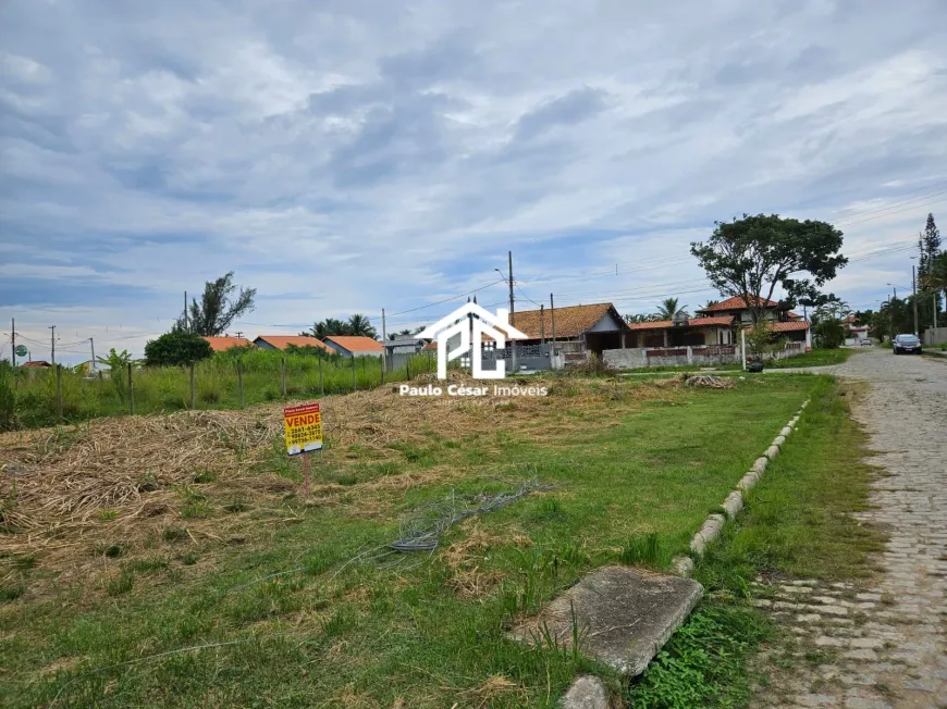 Foto 1 de Lote/Terreno à venda, 594m² em Araruama, Araruama