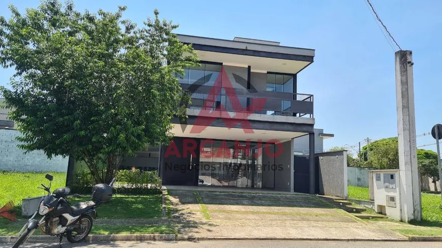 Foto 1 de Casa com 4 Quartos à venda, 310m² em Piracangagua, Taubaté
