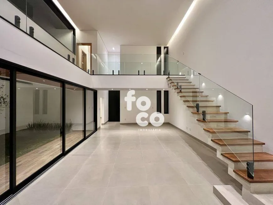 Foto 1 de Casa de Condomínio com 4 Quartos à venda, 260m² em Varanda Sul, Uberlândia