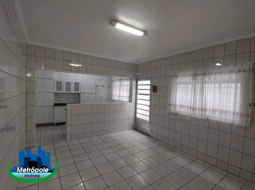 Foto 1 de Casa com 2 Quartos à venda, 210m² em Jardim Santa Lidia, Guarulhos