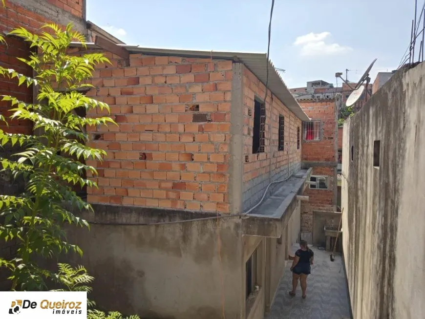 Foto 1 de Casa com 2 Quartos à venda, 125m² em Cantinho Do Ceu, São Paulo