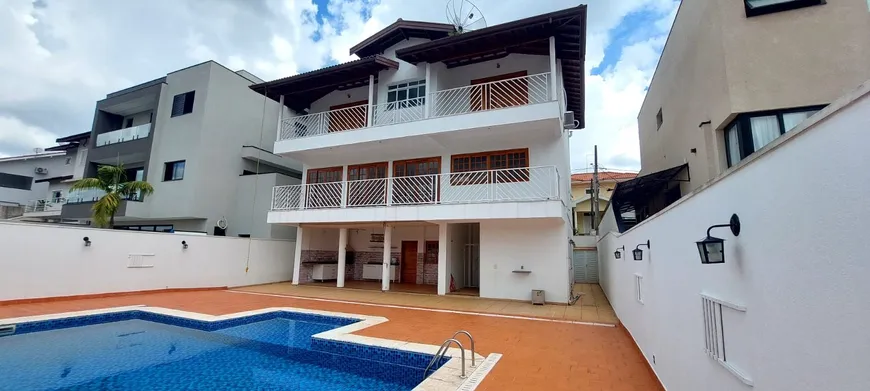 Foto 1 de Casa de Condomínio com 3 Quartos para alugar, 325m² em Parque das Videiras, Louveira