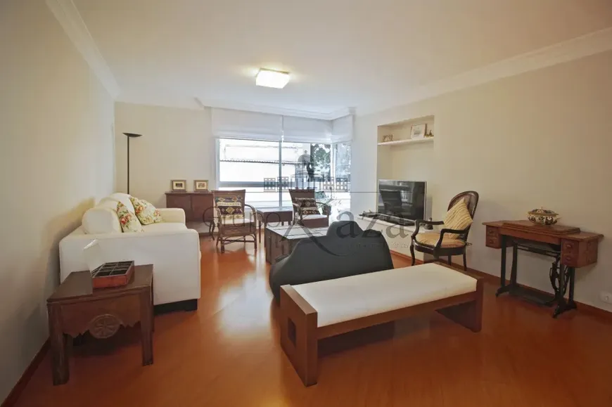 Foto 1 de Apartamento com 3 Quartos à venda, 125m² em Jardim América, São Paulo