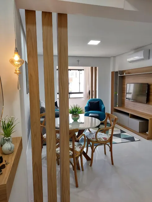 Foto 1 de Apartamento com 2 Quartos à venda, 85m² em Centro, Balneário Camboriú