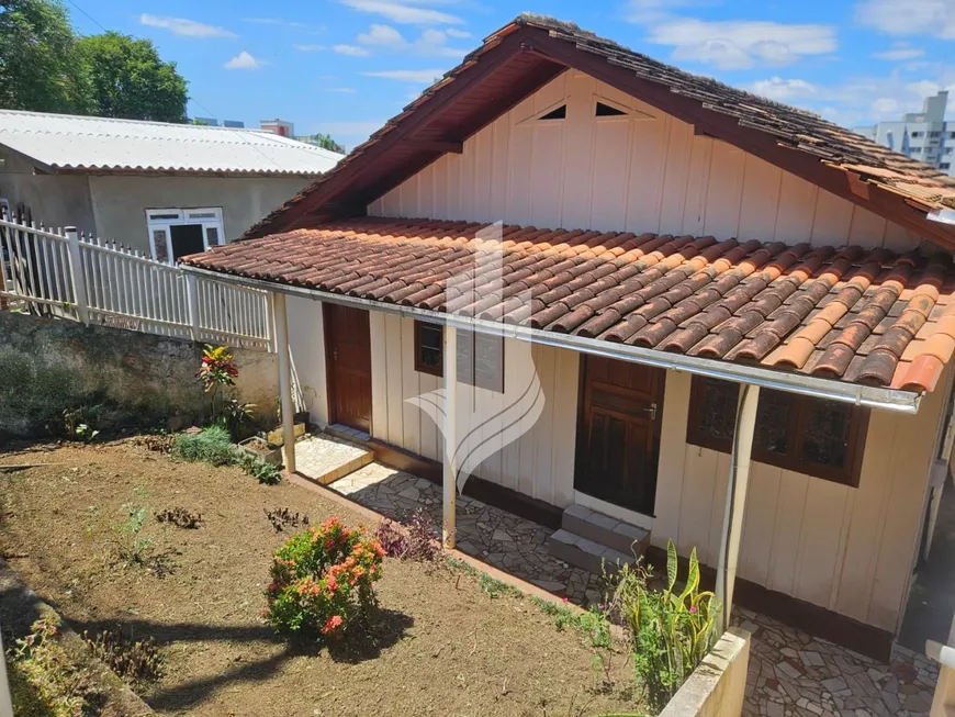 Foto 1 de Casa com 3 Quartos à venda, 180m² em Vila Nova, Blumenau