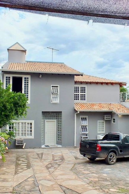 Foto 1 de com 9 Quartos à venda, 380m² em Jardim Cuiabá, Cuiabá
