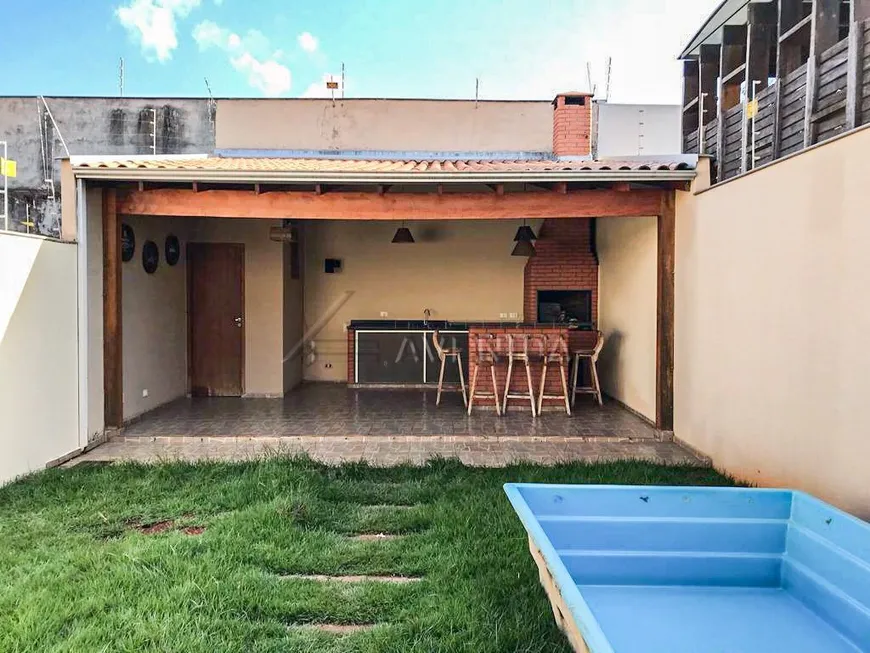 Foto 1 de Casa com 3 Quartos à venda, 145m² em Jardim Burle Marx, Londrina