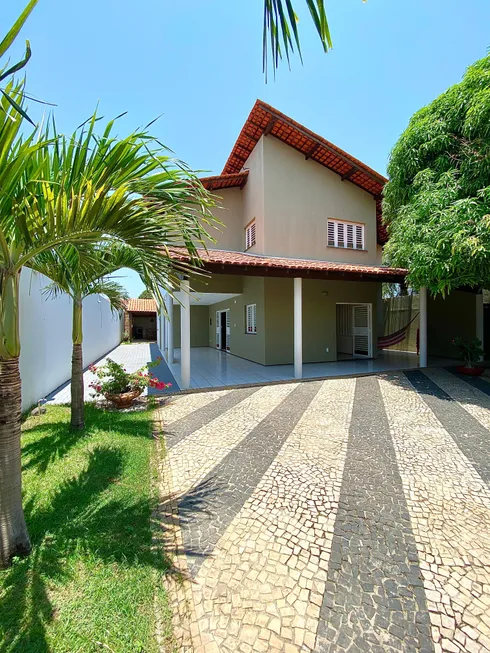 Foto 1 de Casa com 4 Quartos à venda, 315m² em Santa Isabel, Teresina