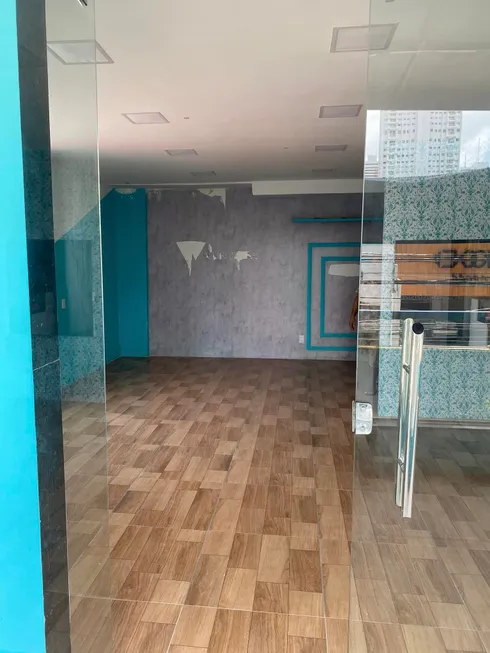 Foto 1 de Ponto Comercial para alugar, 77m² em Cremação, Belém