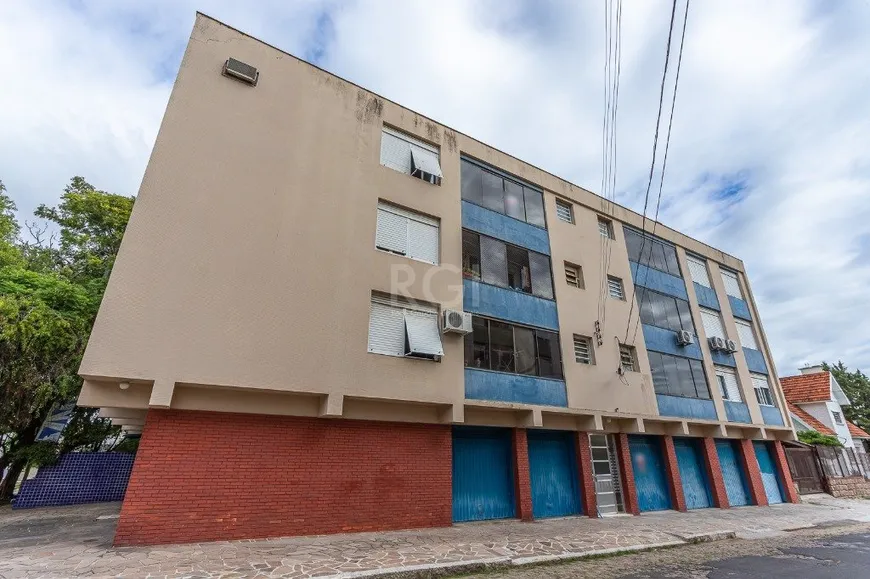 Foto 1 de Apartamento com 2 Quartos à venda, 48m² em Passo da Areia, Porto Alegre