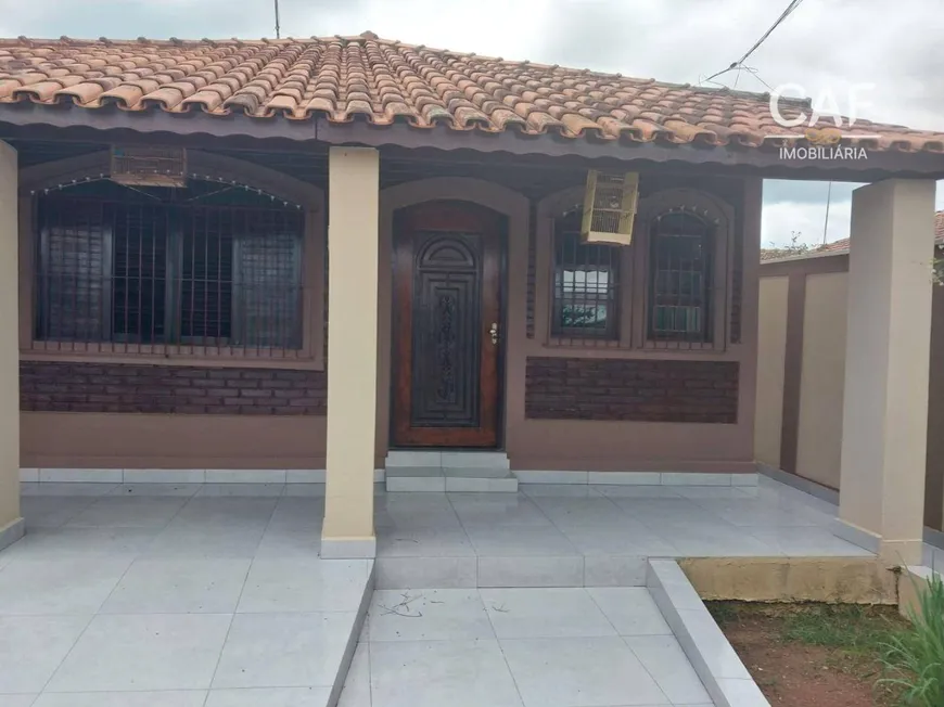Foto 1 de Casa com 3 Quartos à venda, 250m² em Guedes, Jaguariúna