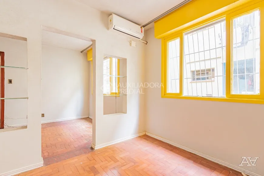 Foto 1 de Apartamento com 2 Quartos à venda, 60m² em Rio Branco, Porto Alegre