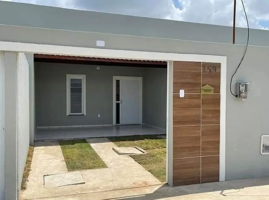 Foto 1 de Casa com 2 Quartos à venda, 79m² em Gereraú, Itaitinga