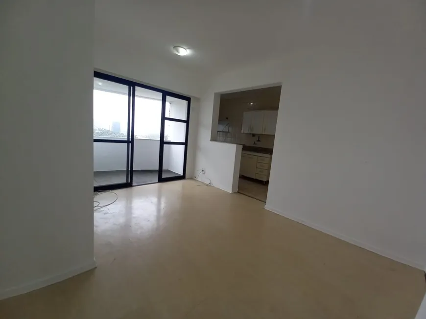 Foto 1 de Apartamento com 2 Quartos à venda, 55m² em Camorim, Rio de Janeiro