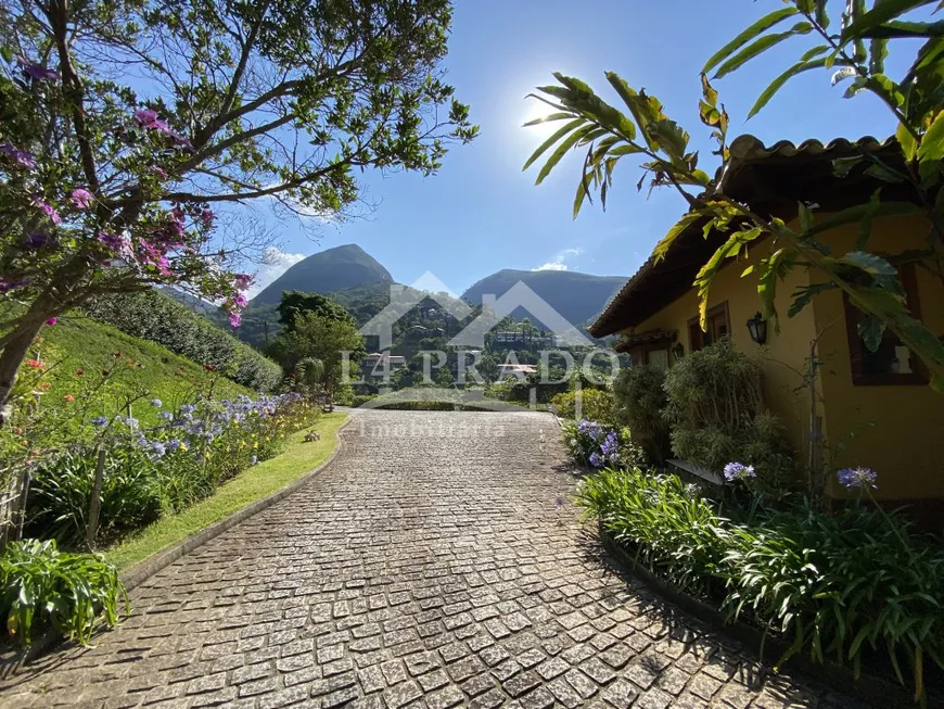 Foto 1 de Casa com 4 Quartos à venda, 710m² em Itaipava, Petrópolis