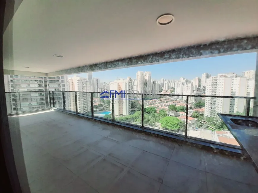 Foto 1 de Apartamento com 3 Quartos à venda, 151m² em Água Branca, São Paulo