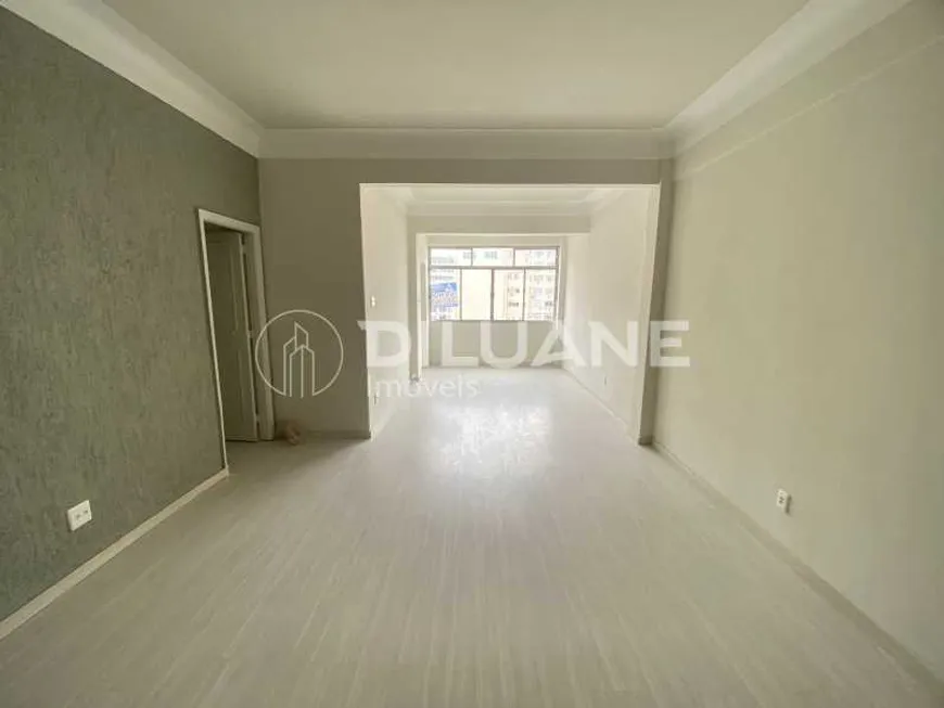 Foto 1 de Apartamento com 3 Quartos à venda, 130m² em Copacabana, Rio de Janeiro