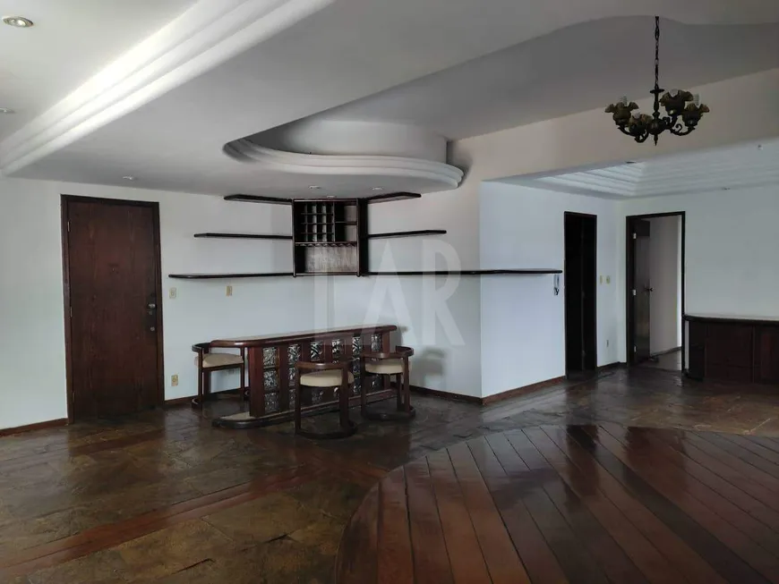 Foto 1 de Apartamento com 3 Quartos para alugar, 180m² em São José, Belo Horizonte