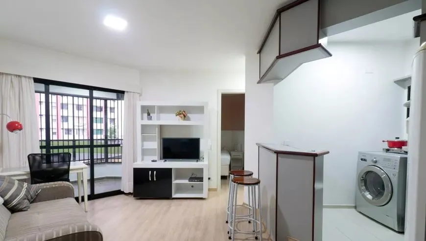 Foto 1 de Flat com 1 Quarto à venda, 33m² em Cerqueira César, São Paulo