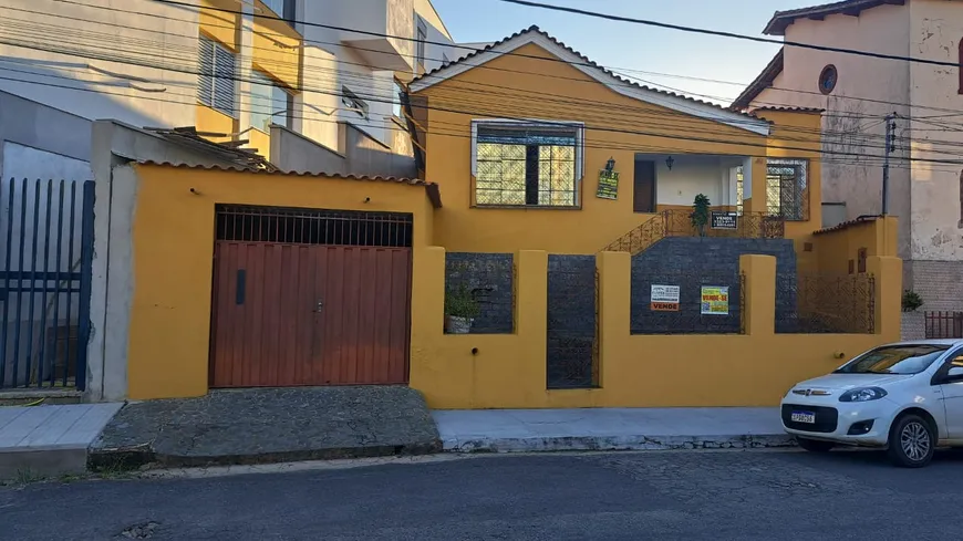 Foto 1 de Casa com 6 Quartos à venda, 369m² em Segredo, São João Del Rei