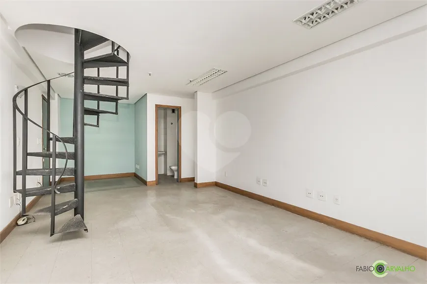 Foto 1 de Sala Comercial para venda ou aluguel, 98m² em Três Figueiras, Porto Alegre