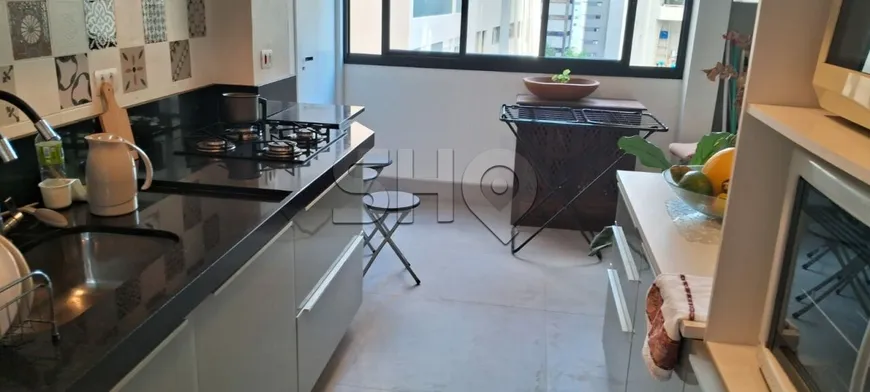 Foto 1 de Apartamento com 3 Quartos para alugar, 120m² em Cerqueira César, São Paulo