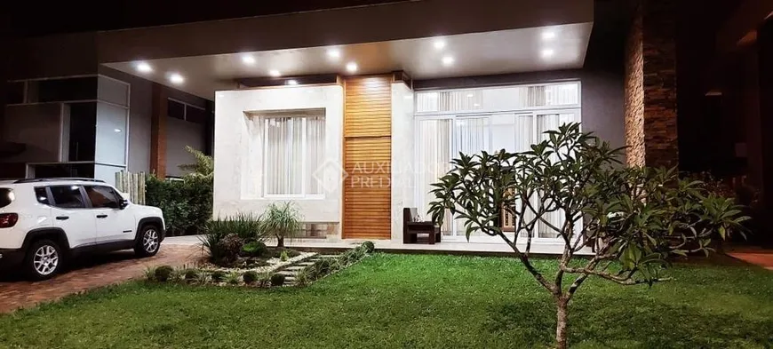 Foto 1 de Casa de Condomínio com 4 Quartos à venda, 250m² em Condominio Villagio de Atlantida, Xangri-lá