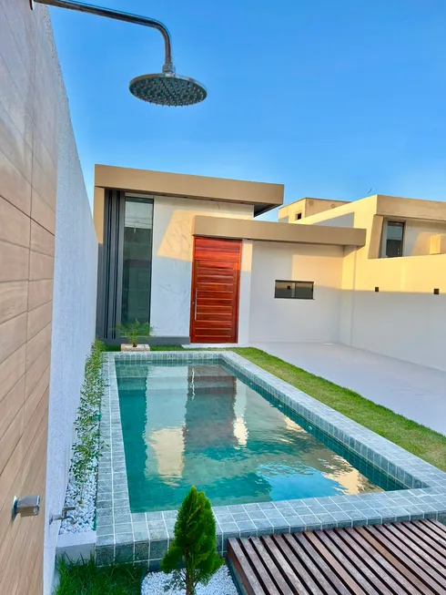 Foto 1 de Casa com 3 Quartos à venda, 103m² em Centro, Paracuru