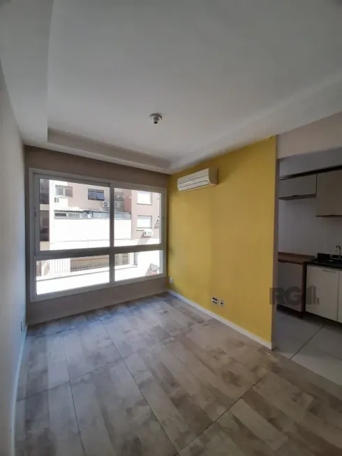 Foto 1 de Apartamento com 2 Quartos à venda, 56m² em Santana, Porto Alegre