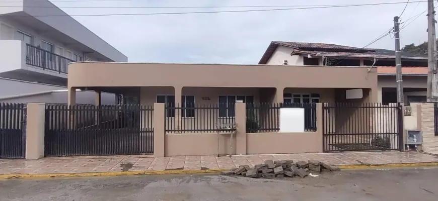 Foto 1 de Casa com 4 Quartos à venda, 196m² em Sao Domingos, Navegantes