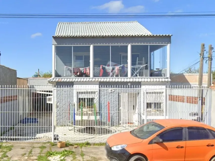 Foto 1 de Casa com 2 Quartos à venda, 181m² em Fragata, Pelotas