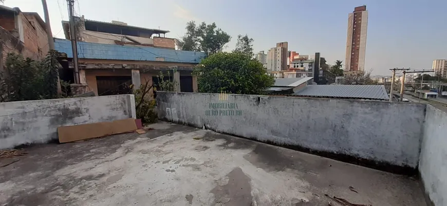 Foto 1 de Casa com 2 Quartos à venda, 109m² em Graça, Belo Horizonte